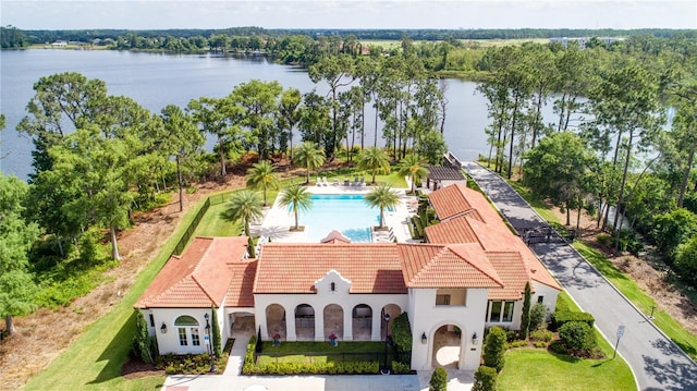 bird's eye view featuring a water view