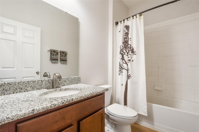 1416 Cabot Dr, Clermont, FL 34711 - bathroom featuring shower / bath combo with shower curtain, toilet, and vanity