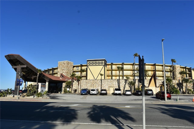 view of building exterior