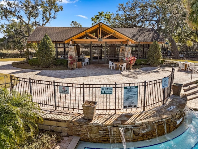 view of swimming pool