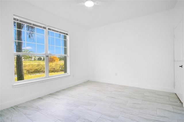 empty room with ceiling fan