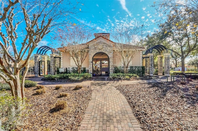 view of mediterranean / spanish-style house