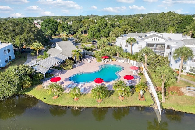 bird's eye view with a water view