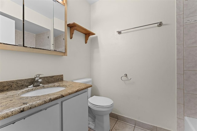 2923 Marshfield Ct Unit Ge, Orlando, FL 32822 - full bathroom featuring tile patterned flooring, toilet, vanity, a shower, and a tub