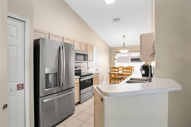 Listing photo 3 for 120 Casterton Cir, Davenport FL 33897