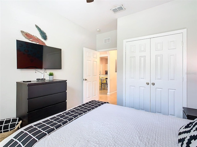 bedroom featuring a closet