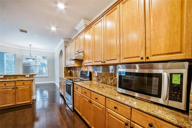 kitchen featuring crown molding, pendant lighting, tasteful backsplash, dark hardwood / wood-style floors, and stainless steel appliances