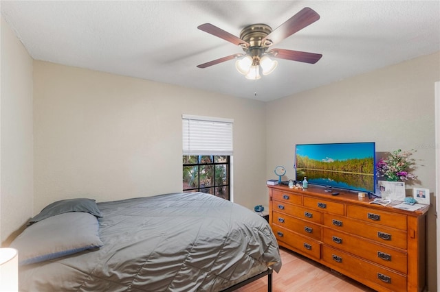 1309 Paradise Ln, Winter Park, FL 32792 - bedroom with ceiling fan and light hardwood / wood-style floors