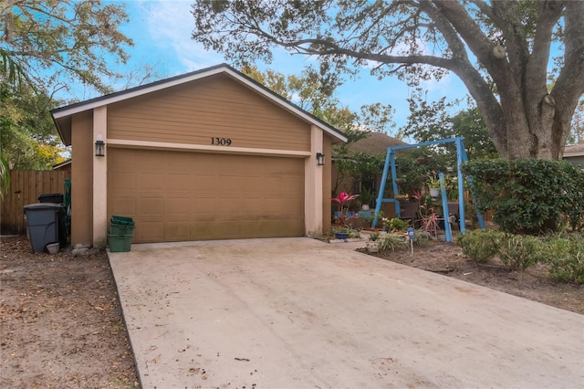 1309 Paradise Ln, Winter Park, FL 32792 - view of garage