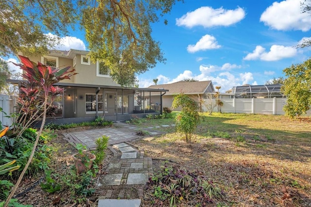 view of yard with a patio area