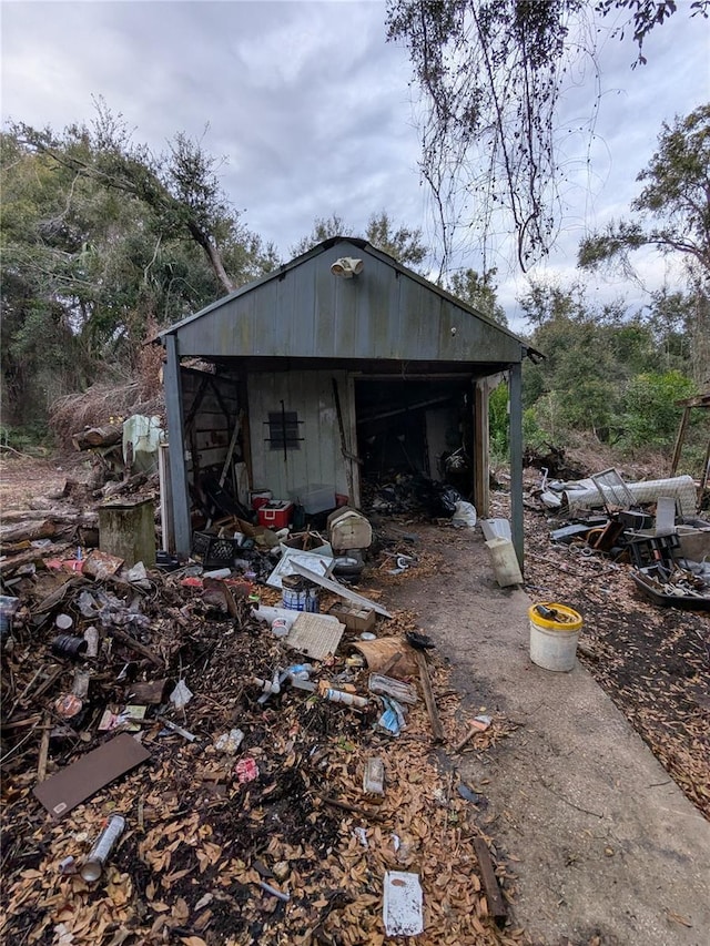 view of outbuilding