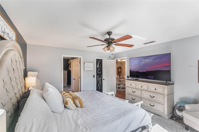 bedroom featuring ceiling fan