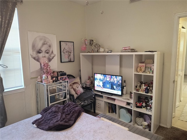 view of carpeted bedroom