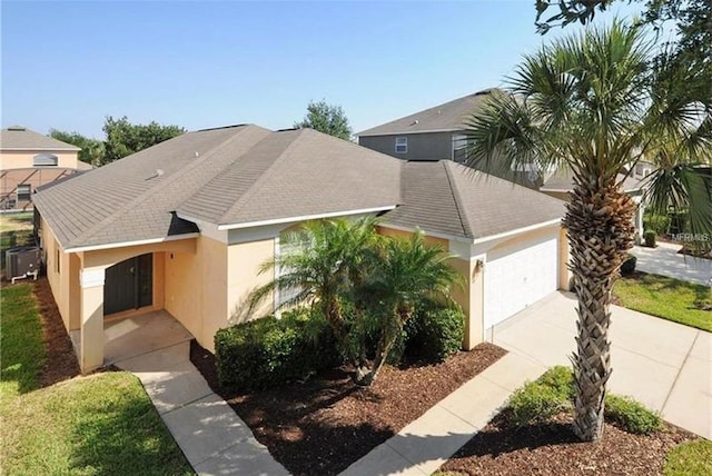 view of front facade with a garage