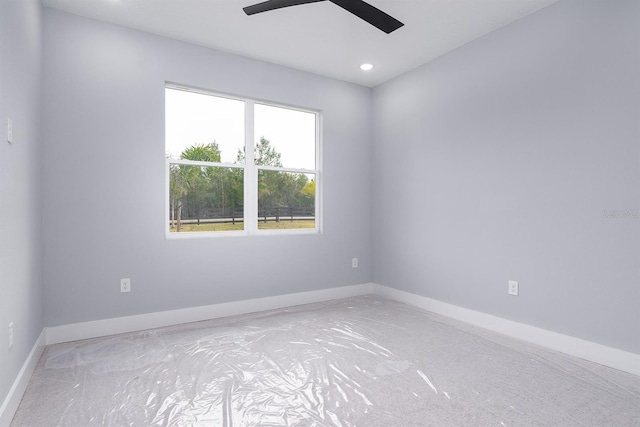 empty room with ceiling fan