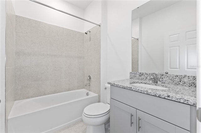 1343 Foran Manor Rd, Haines City, FL 33844 - full bath with vanity and  shower combination