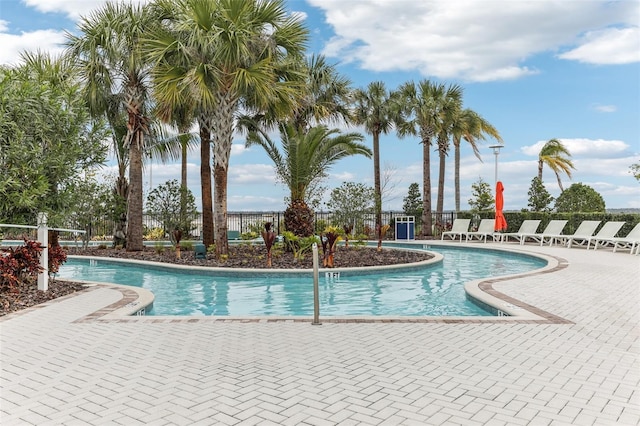 view of swimming pool