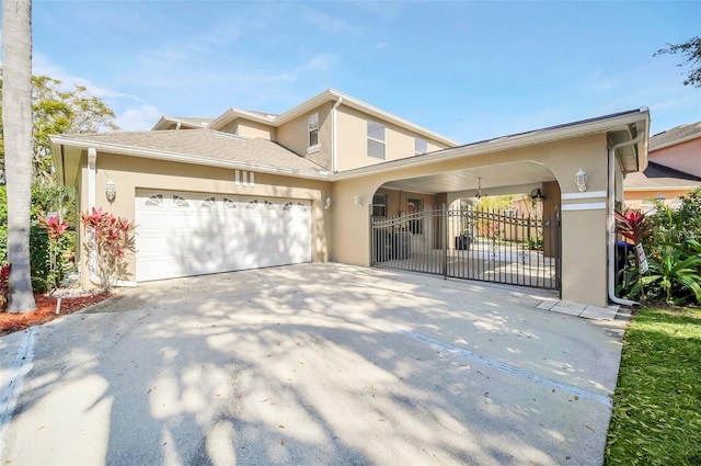 view of front facade with a garage