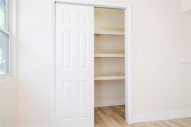2002 Geigel Ave, Orlando, FL 32806 - view of closet