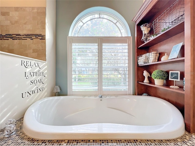 bathroom featuring a bathtub