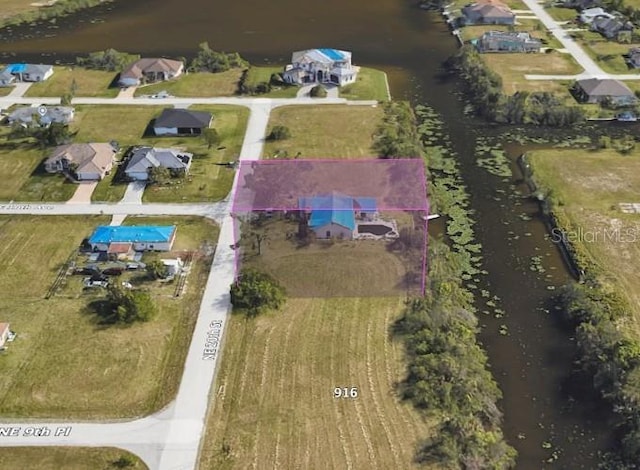 Listing photo 2 for 924 NE 20th St, Cape Coral FL 33909