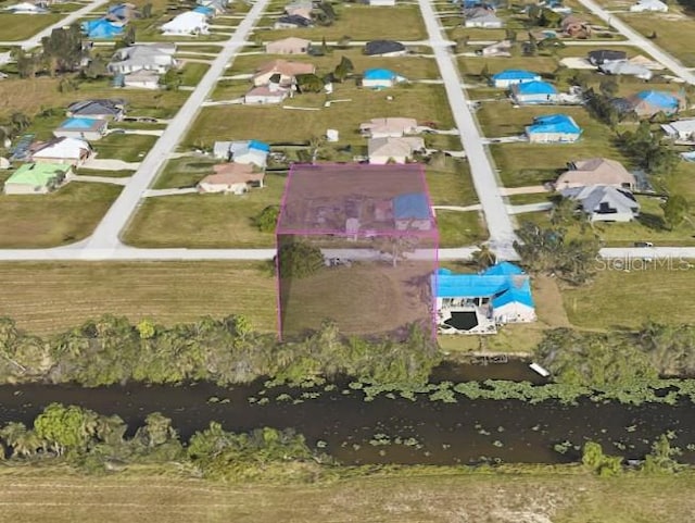 Listing photo 3 for 924 NE 20th St, Cape Coral FL 33909