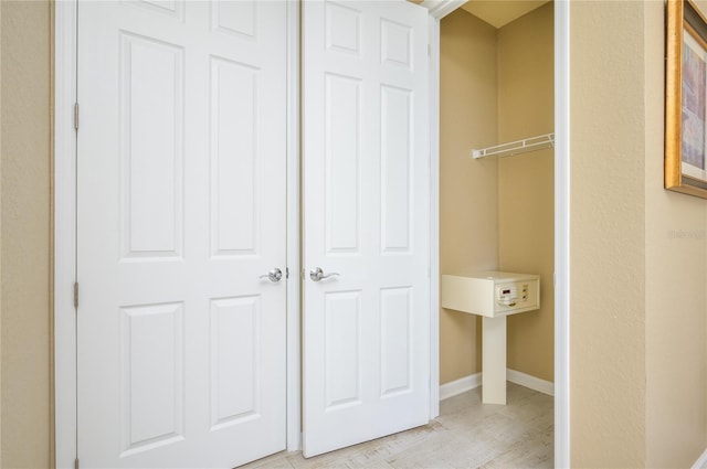5012 Shoreway Loop Unit 10207, Orlando, FL 32819 - view of closet
