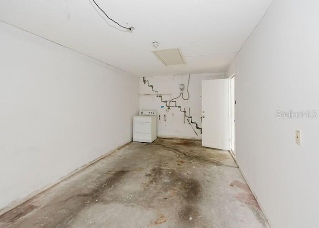 below grade area featuring washer / clothes dryer