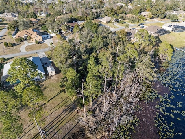 Listing photo 3 for 2103 Watersedge Dr, Deltona FL 32738