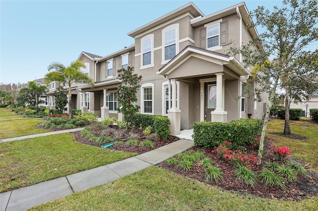 view of front of house featuring a front yard