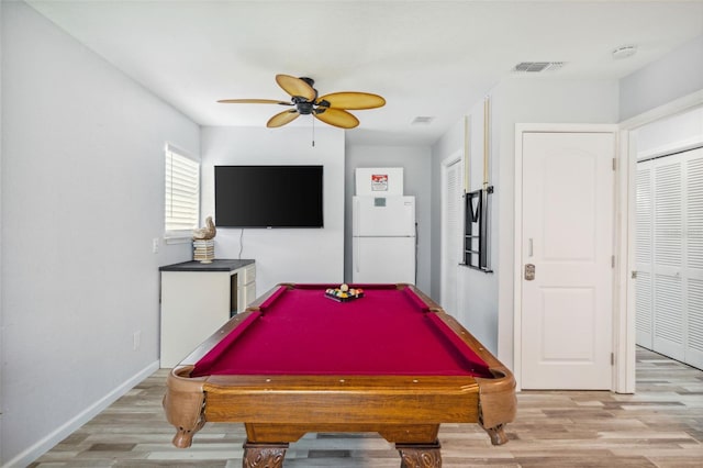 rec room with ceiling fan, pool table, and light hardwood / wood-style flooring