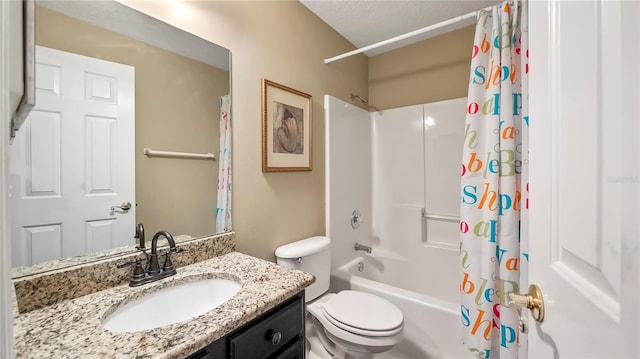 full bathroom with toilet, vanity, and shower / bathtub combination with curtain