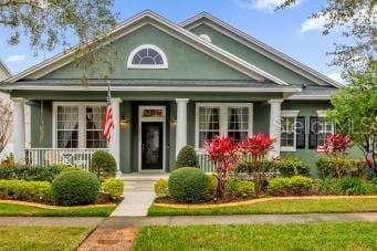 view of front of property with covered porch