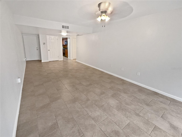 empty room with ceiling fan