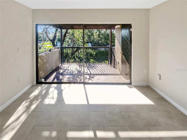 705 S Village Dr N Unit 205, Saint Petersburg, FL 33716 - photo 3