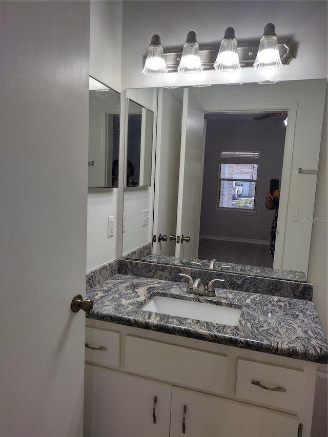 bathroom with vanity