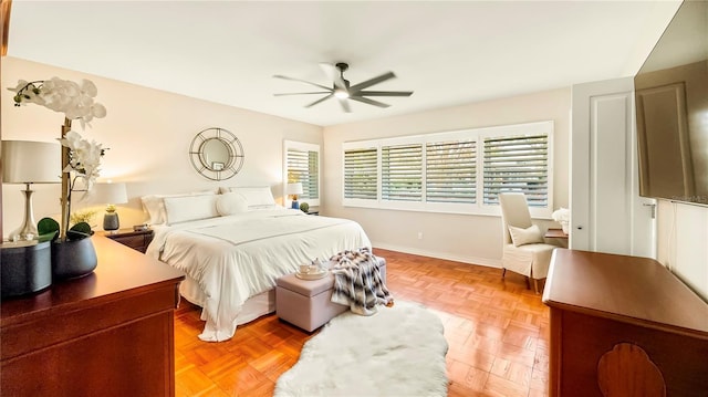 105 17th Ave NE, Saint Petersburg, FL 33704 - bedroom with a ceiling fan and baseboards