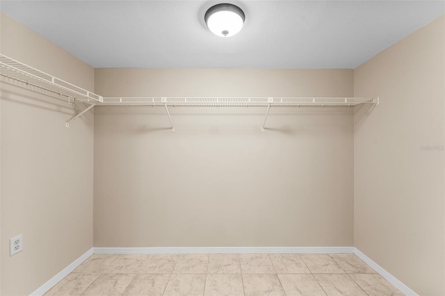 3655 Scenic Highway 98 Unit 503B, Destin, FL 32541 - view of walk in closet