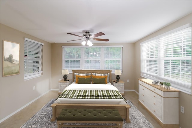 bedroom with ceiling fan