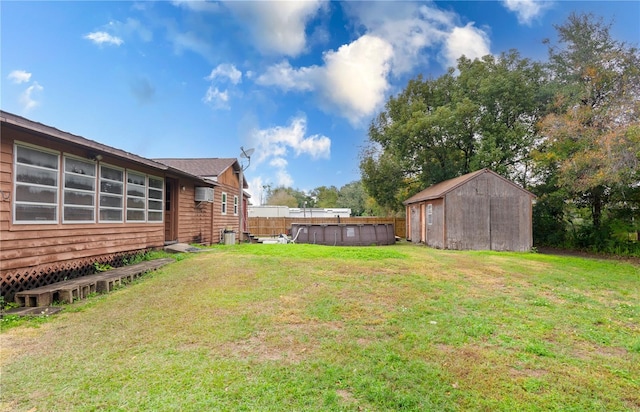 view of yard with a shed