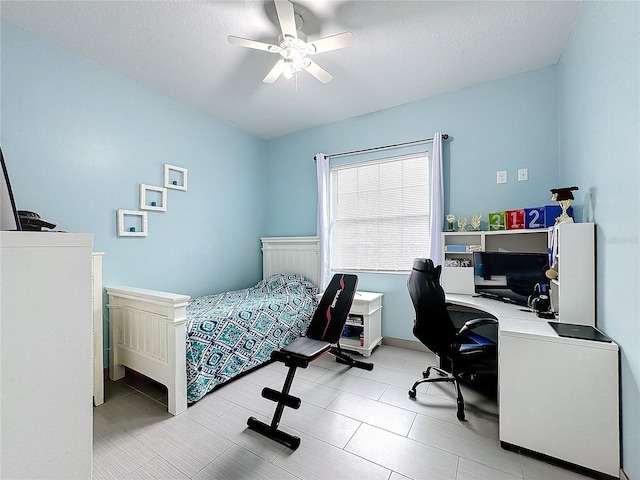 bedroom featuring ceiling fan