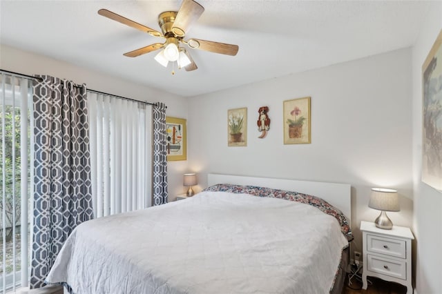 bedroom featuring ceiling fan