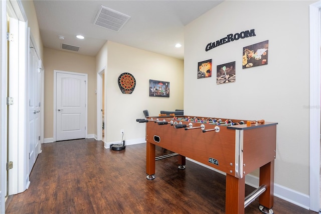 playroom featuring dark hardwood / wood-style flooring