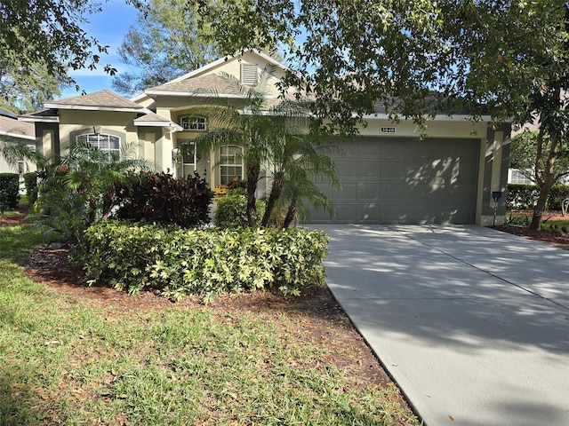 view of front facade featuring a garage