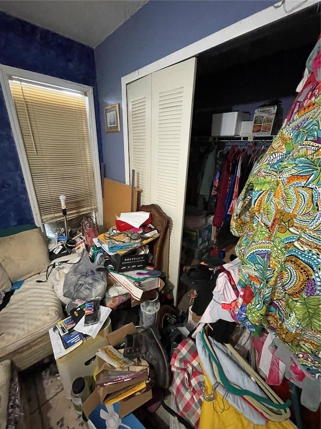 bedroom featuring a closet