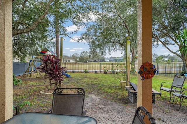 view of yard featuring a fenced backyard