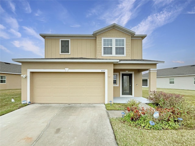 view of front facade featuring a garage