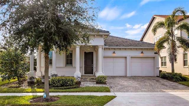 view of front of home featuring a garage