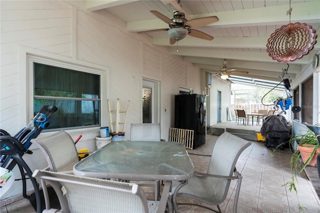 view of patio featuring ceiling fan