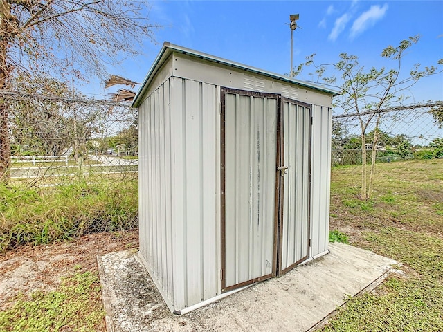 view of outbuilding